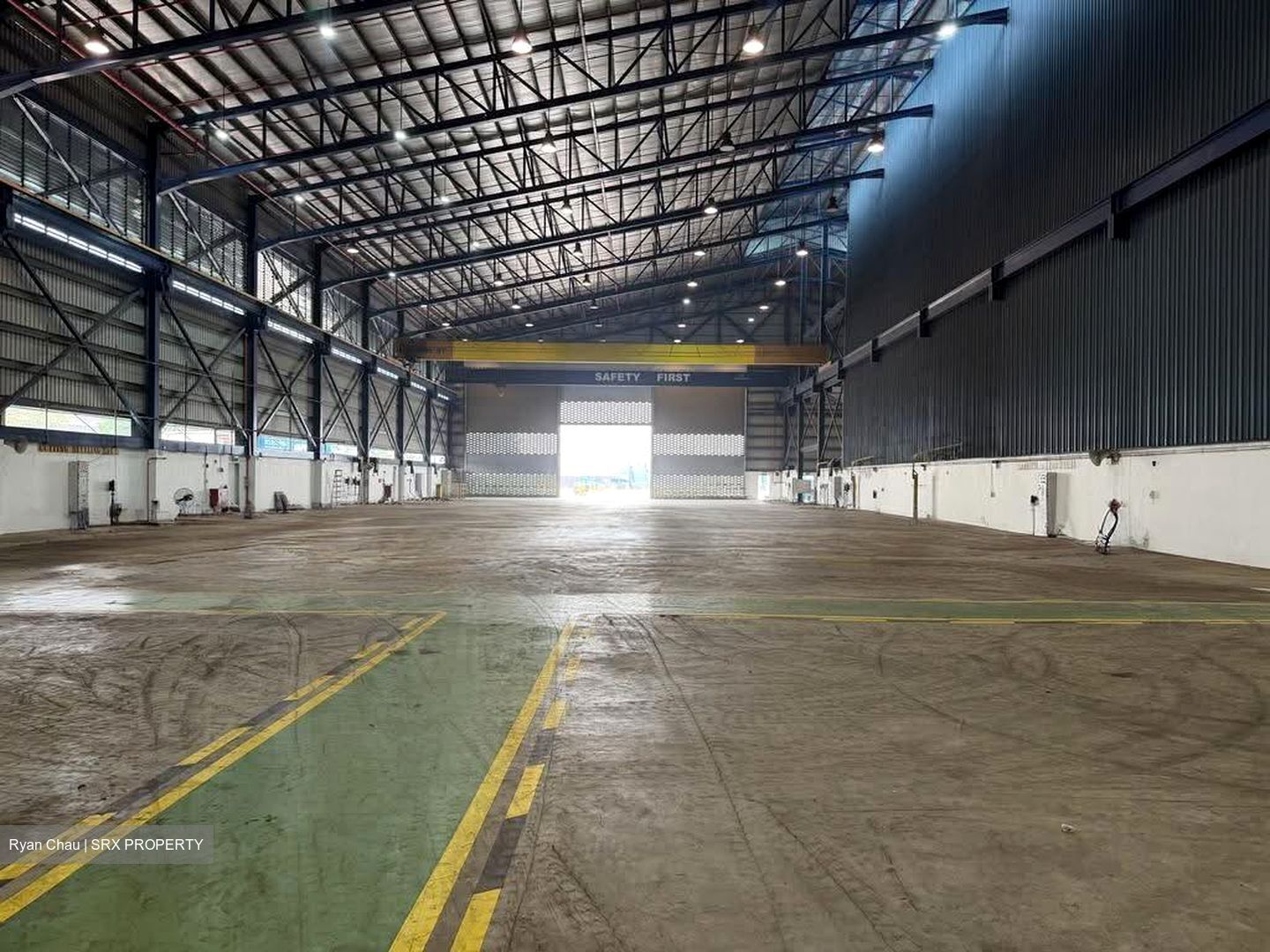 Pandan Road (D22), Factory #633881121